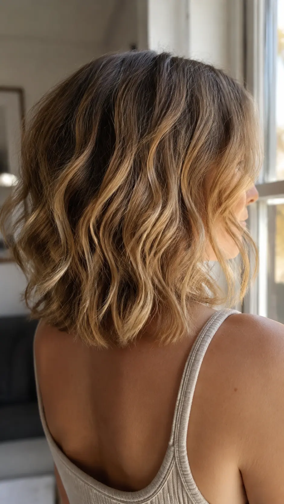 Wavy shoulder length bob hairstyle